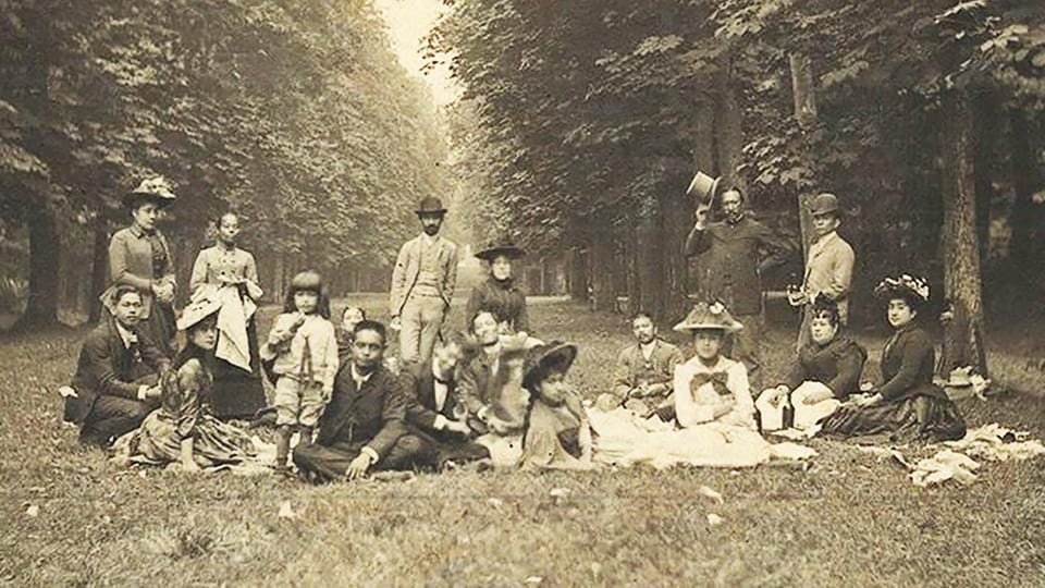 Rizal among fellow ilustrados in Paris.